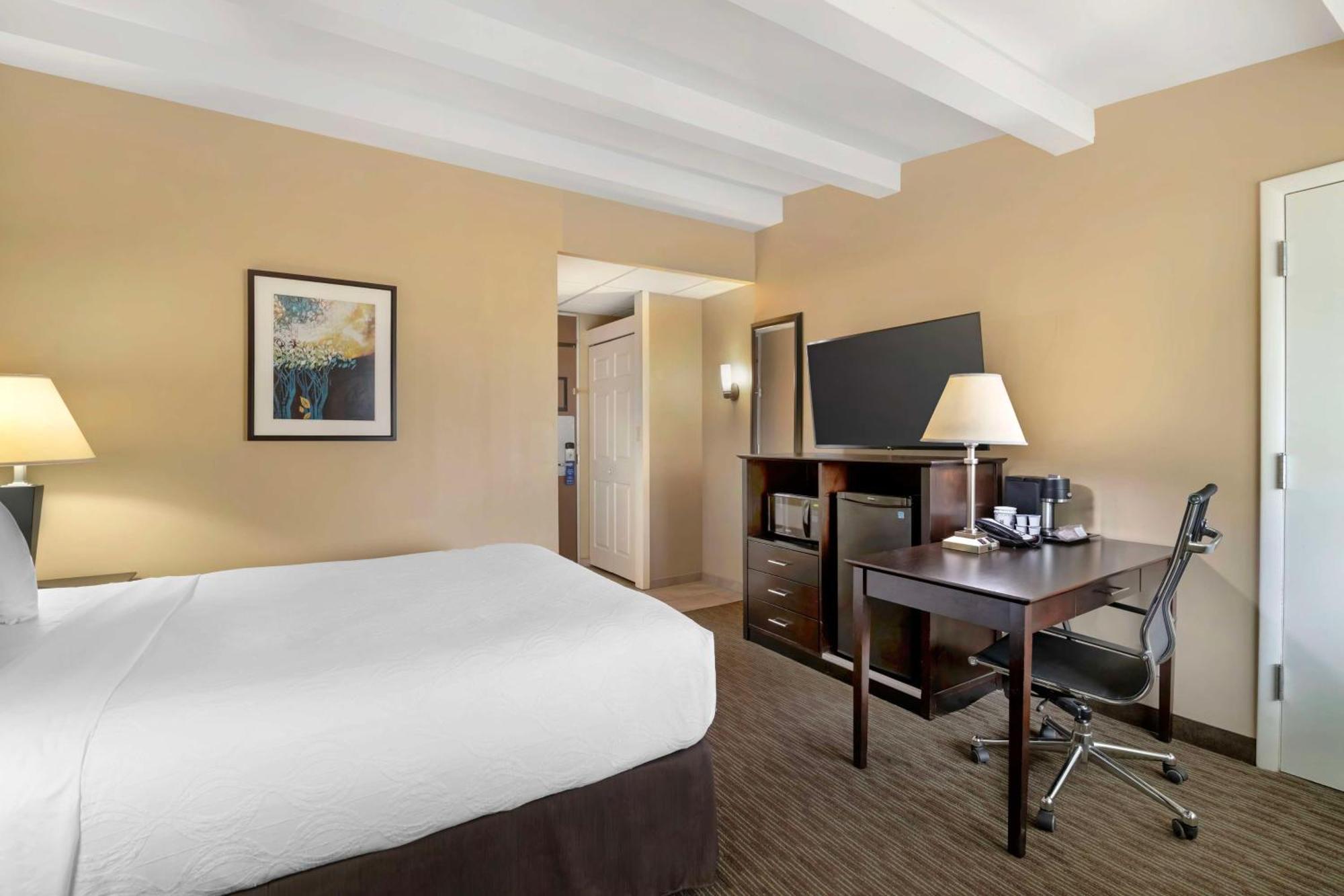 Best Western Plus Plattsburgh Dış mekan fotoğraf